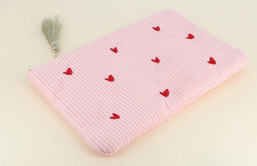 💕 Trousse cœur en velours côtelé Rose