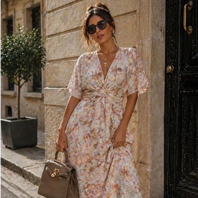 Robe longue fluide imprimée avec taille froncée
