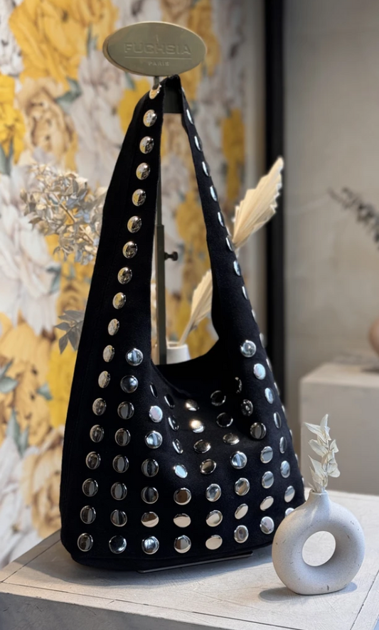 Sac cuir – Fini suédé & clous